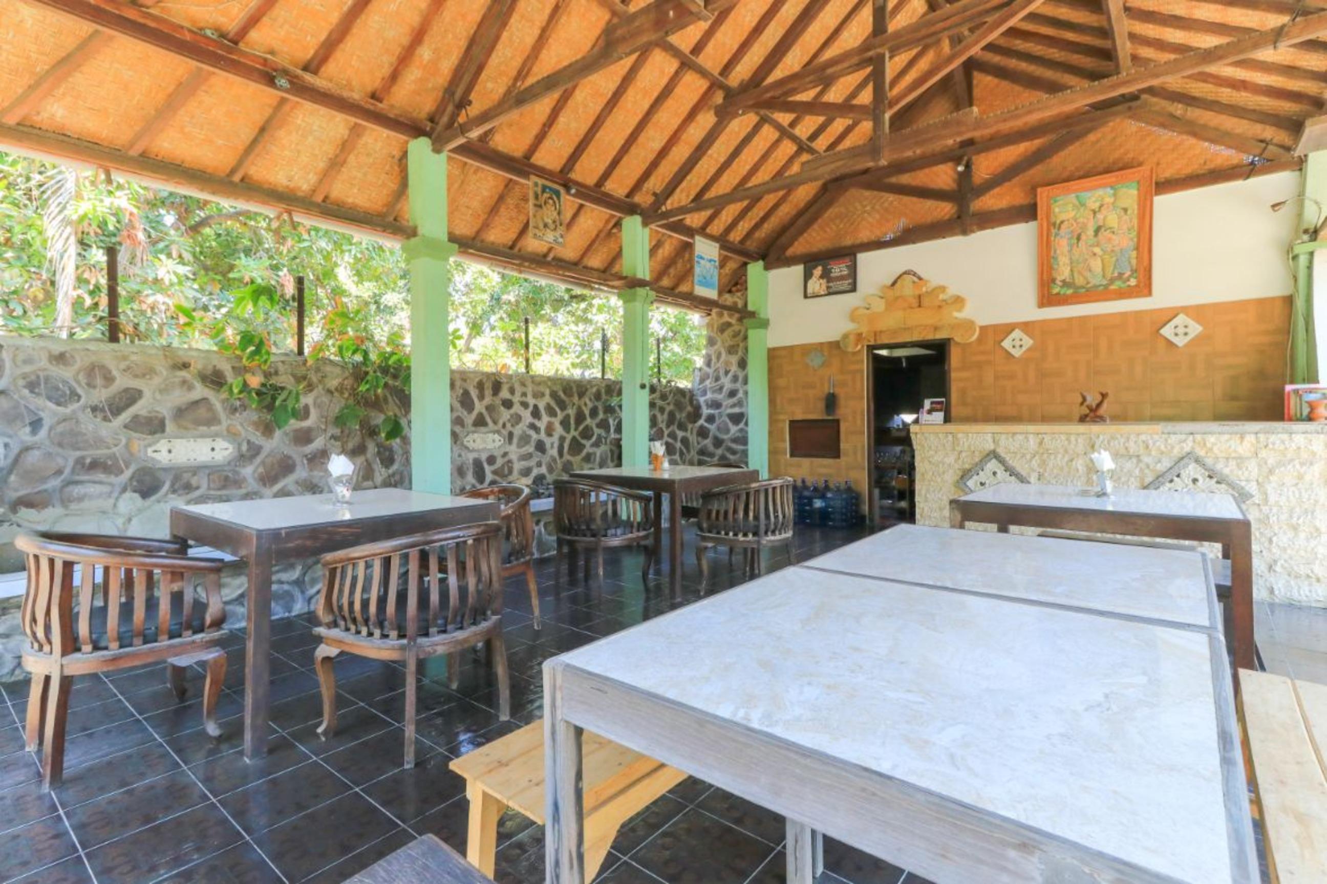 Hotel Tara Bar & Resto Air Sanih Kubutambahan (Bali) Exterior foto