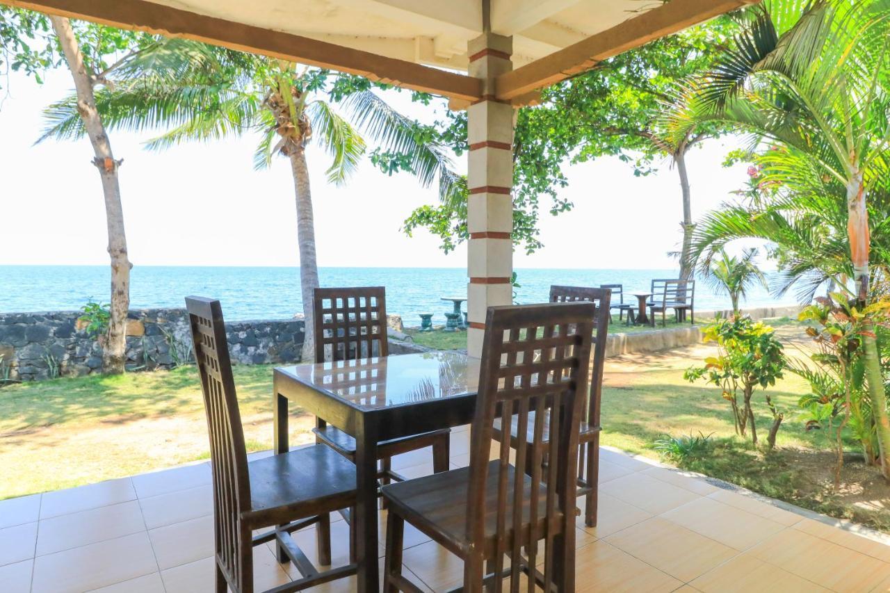Hotel Tara Bar & Resto Air Sanih Kubutambahan (Bali) Exterior foto