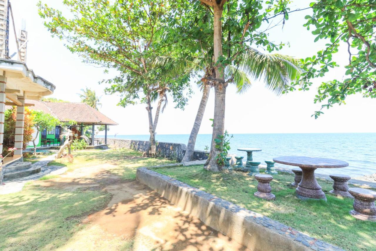 Hotel Tara Bar & Resto Air Sanih Kubutambahan (Bali) Exterior foto